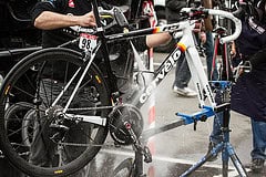 bicycle-cleaning
