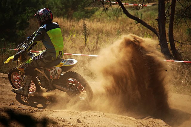 Dust spray from dirtbike