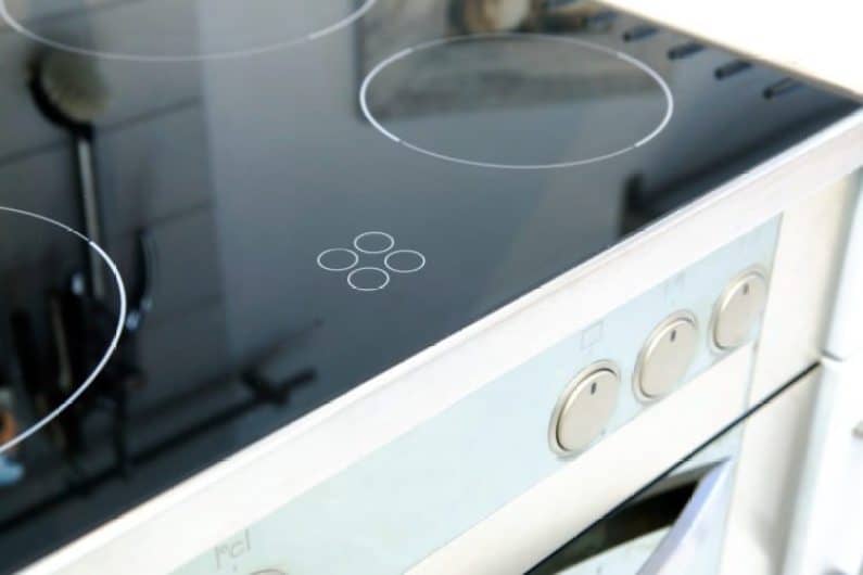How to Efficiently Clean Your Glass Stovetop